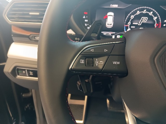 LAMBORGHINI URUS 2023 Image 43