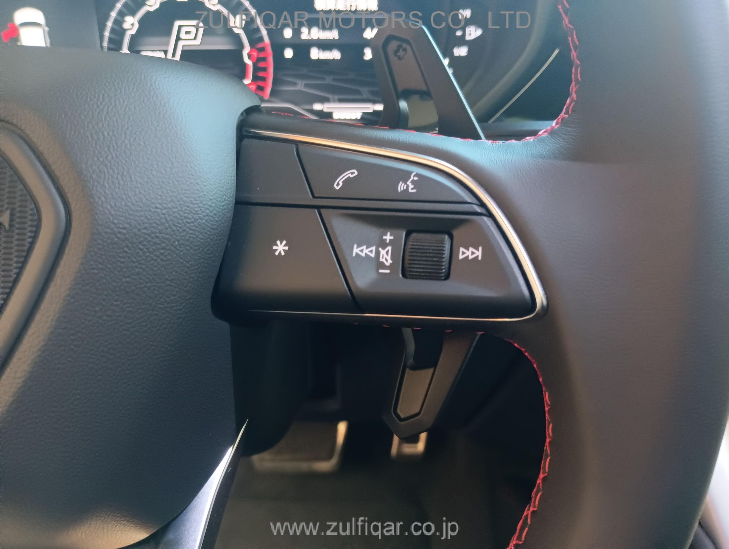 LAMBORGHINI URUS 2023 Image 44