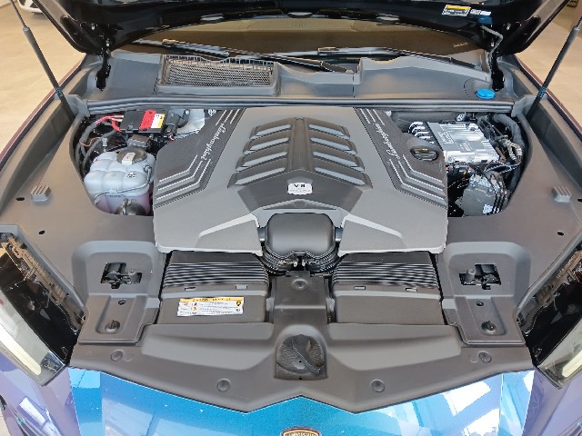 LAMBORGHINI URUS 2023 Image 57