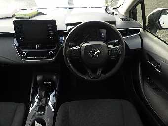 TOYOTA COROLLA TOURING 2020 Image 8