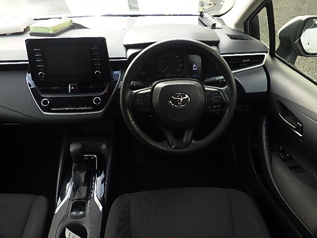 TOYOTA COROLLA TOURING 2020 Image 24