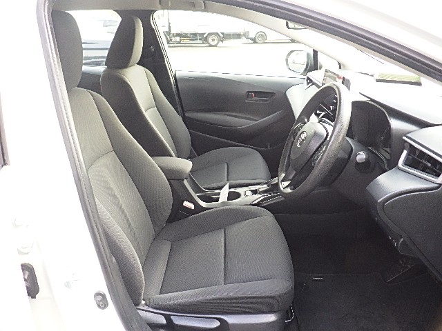 TOYOTA COROLLA TOURING 2020 Image 25