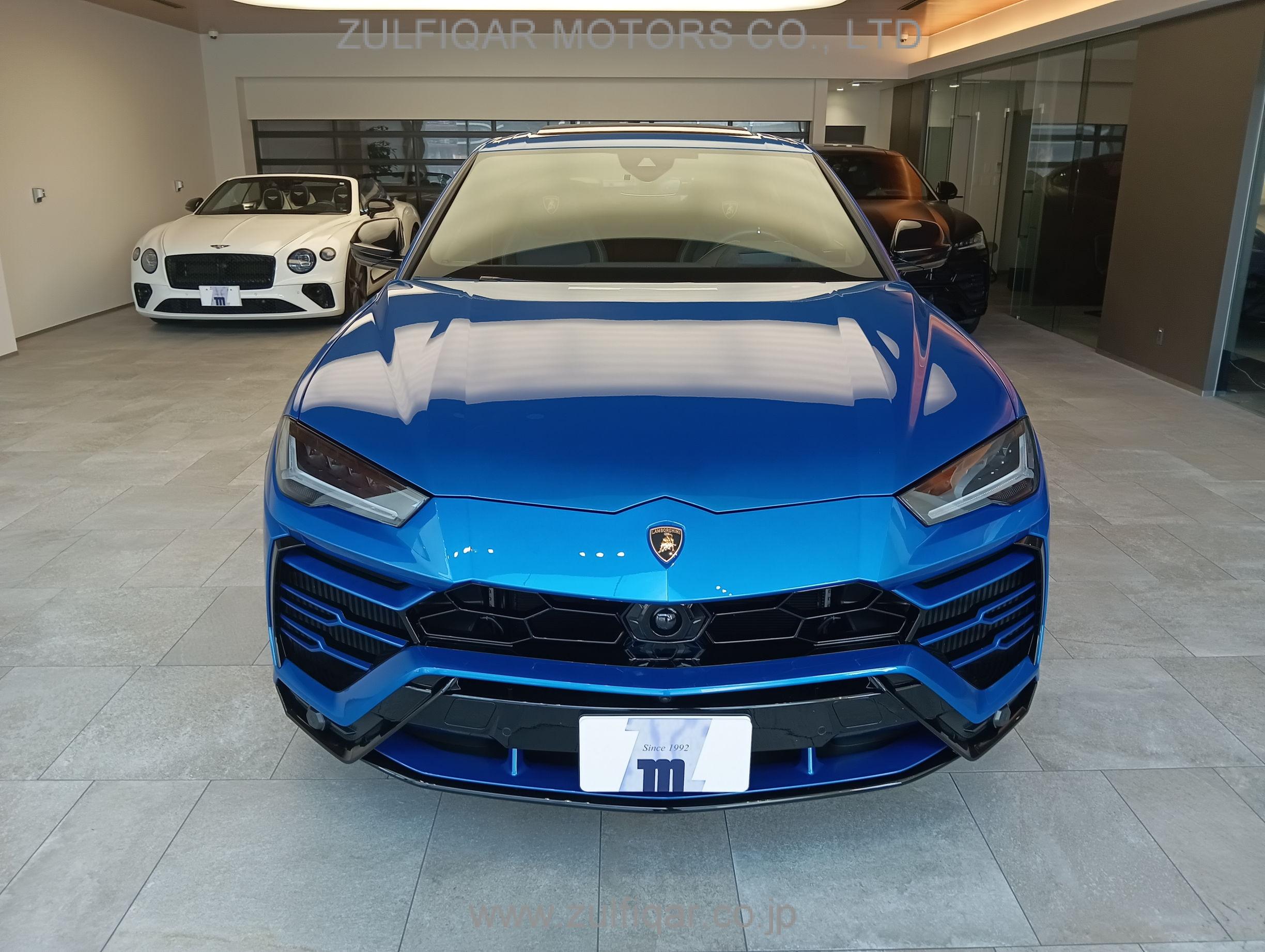 LAMBORGHINI URUS 2019 Image 2