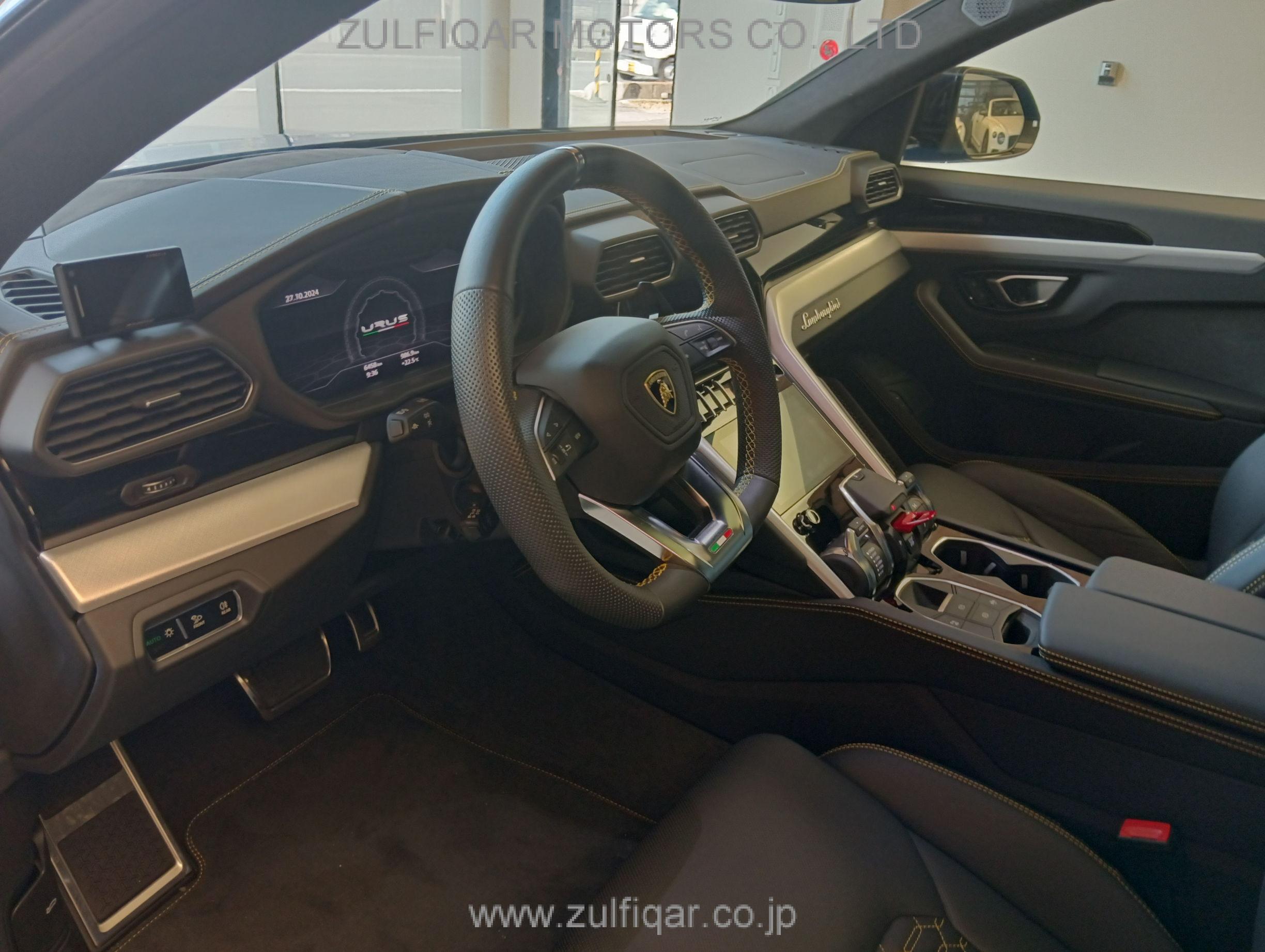 LAMBORGHINI URUS 2019 Image 23