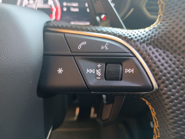 LAMBORGHINI URUS 2019 Image 52