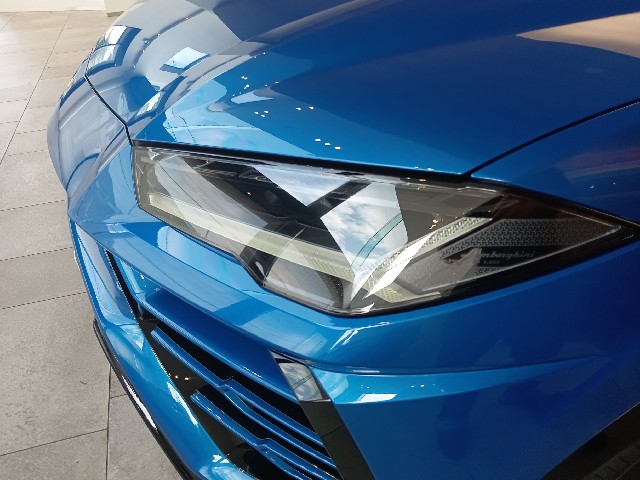 LAMBORGHINI URUS 2019 Image 57