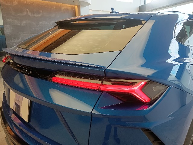 LAMBORGHINI URUS 2019 Image 58