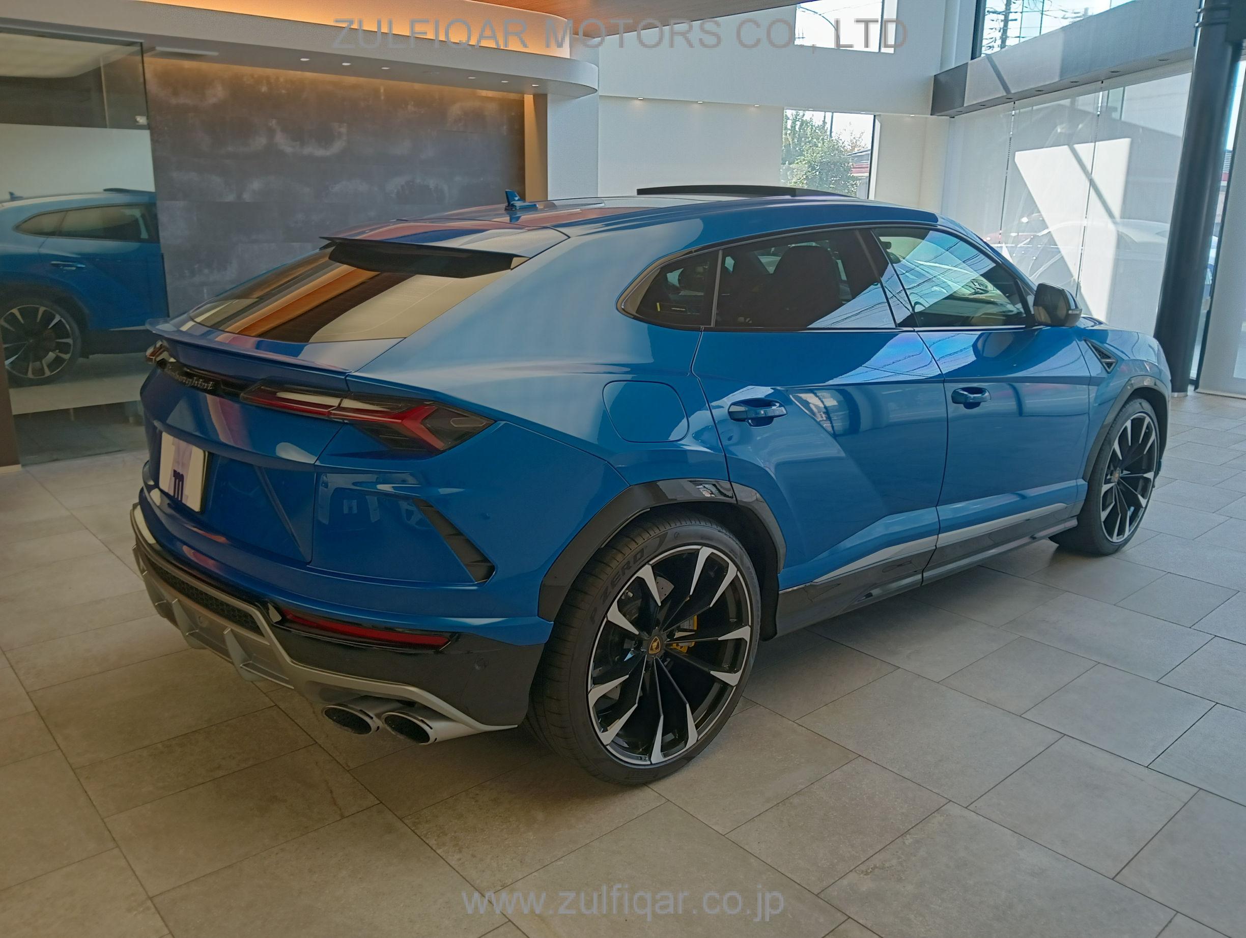 LAMBORGHINI URUS 2019 Image 7