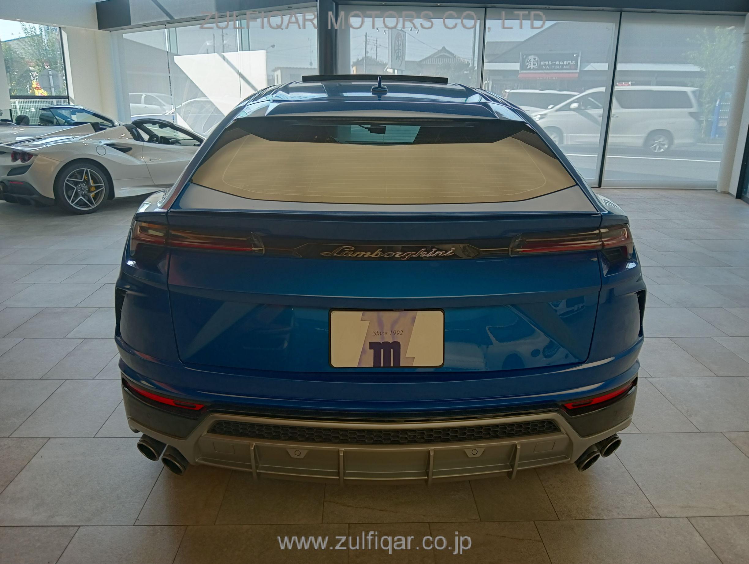 LAMBORGHINI URUS 2019 Image 8