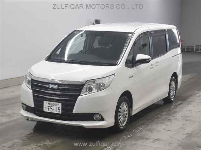 TOYOTA NOAH 2016 Image 1