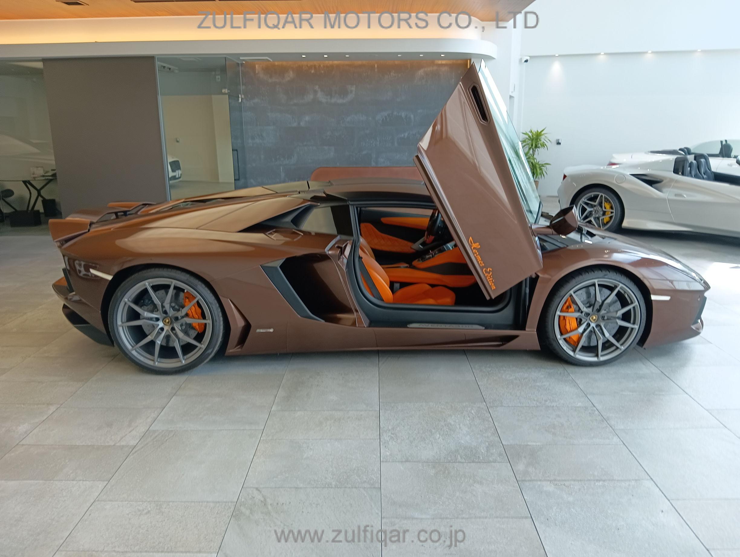 LAMBORGHINI AVENTADOR 2022 Image 23