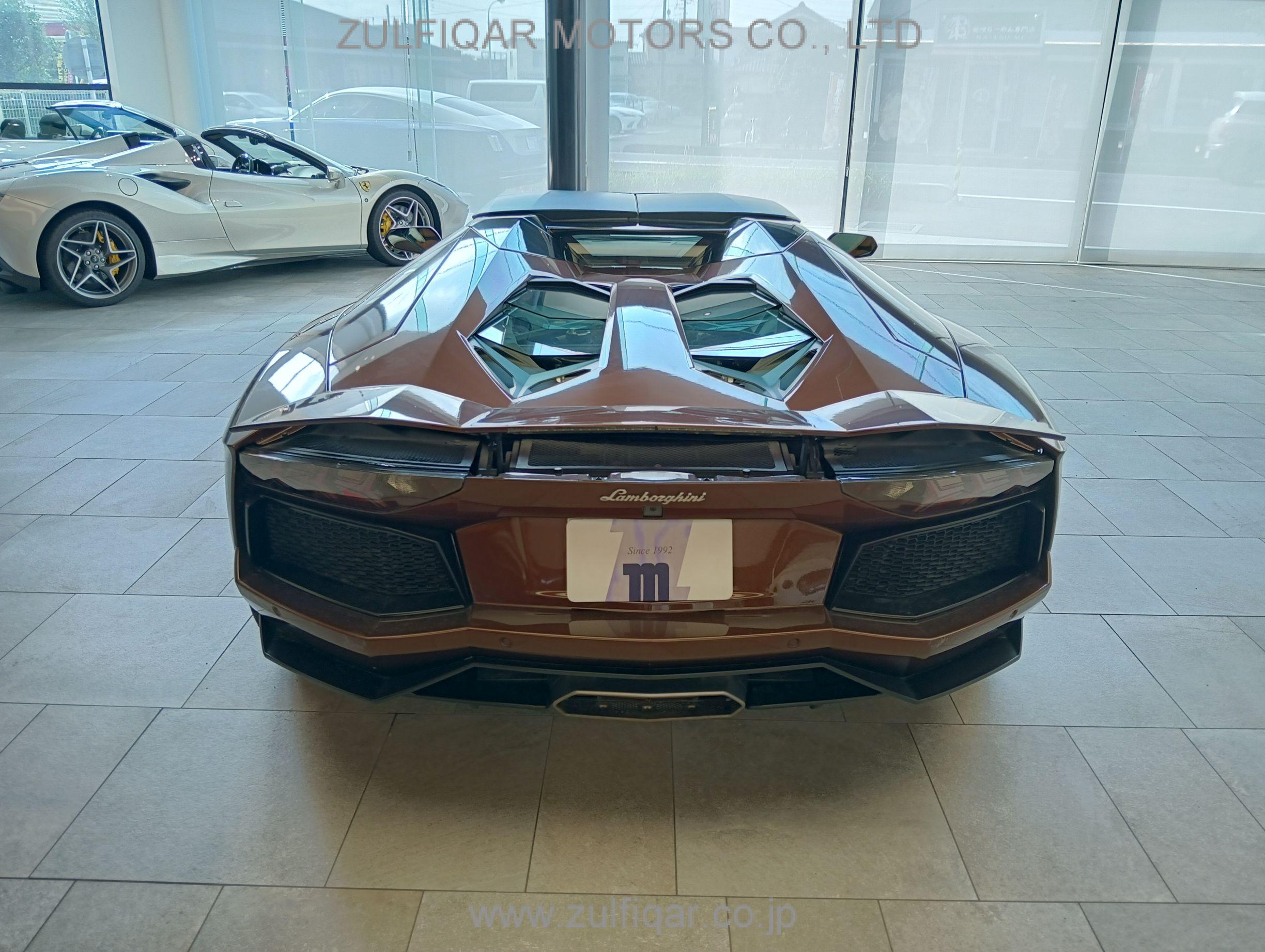 LAMBORGHINI AVENTADOR 2022 Image 26