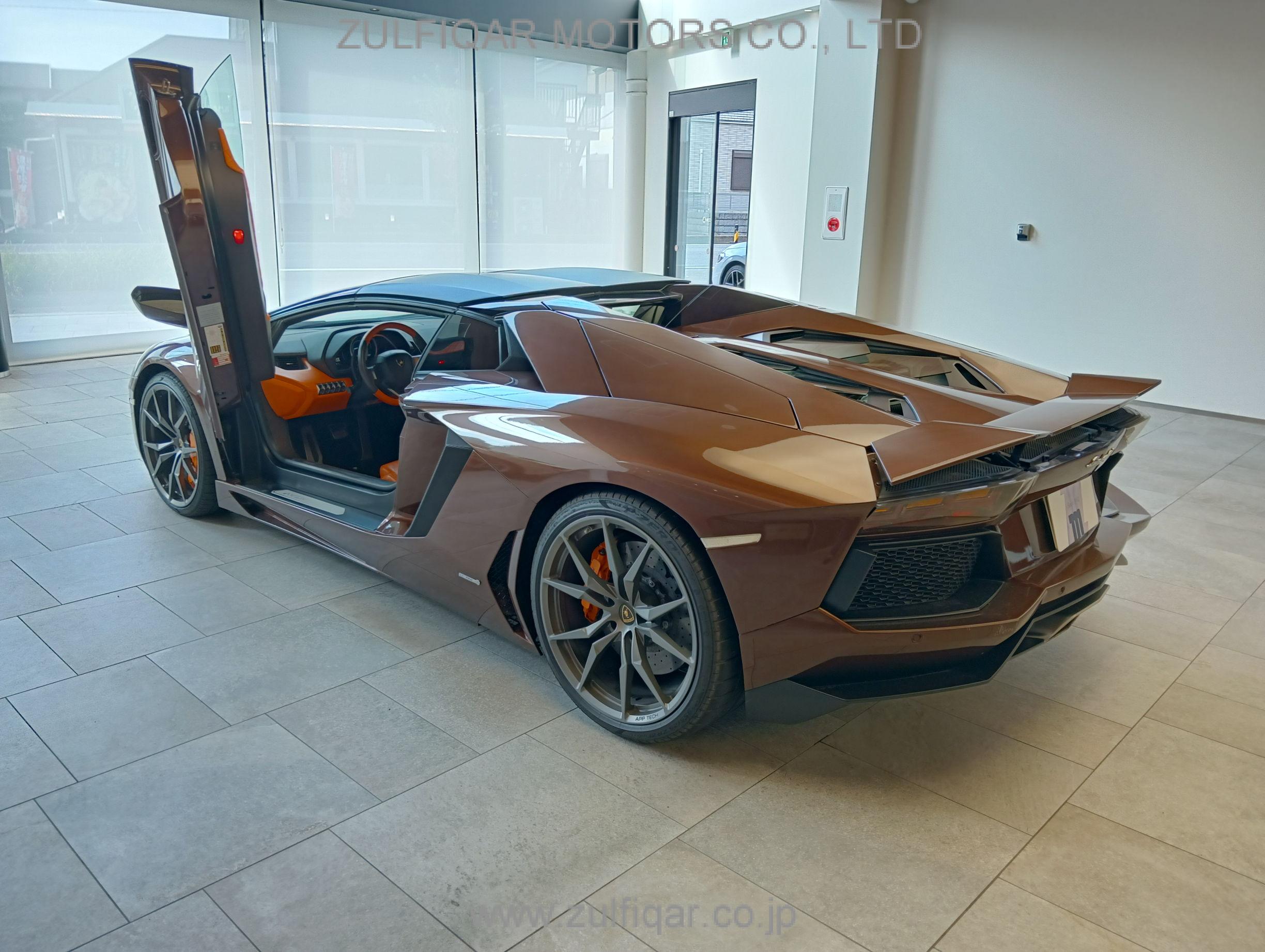 LAMBORGHINI AVENTADOR 2022 Image 28