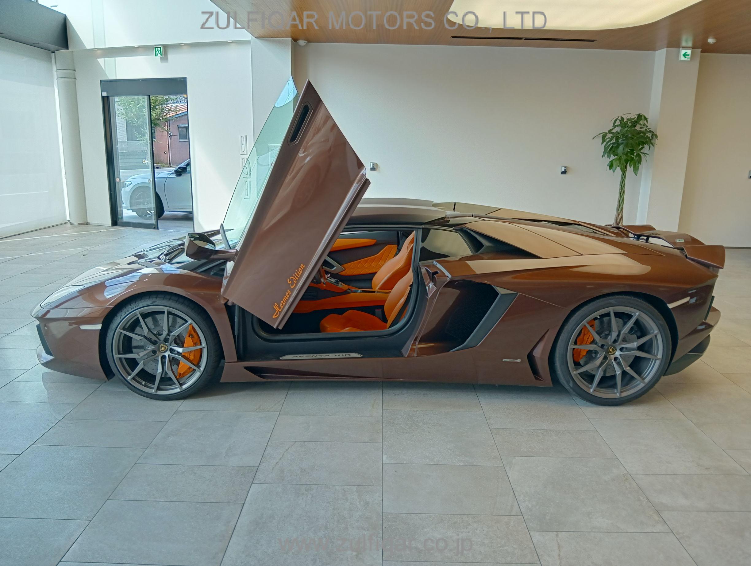 LAMBORGHINI AVENTADOR 2022 Image 29