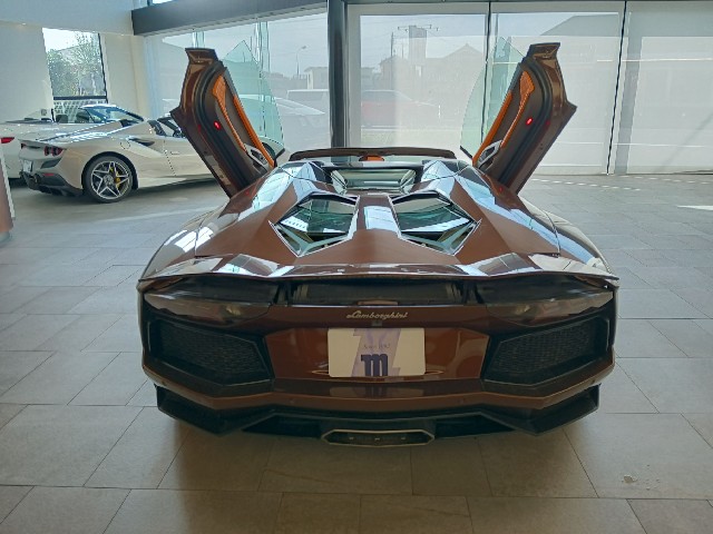 LAMBORGHINI AVENTADOR 2022 Image 42