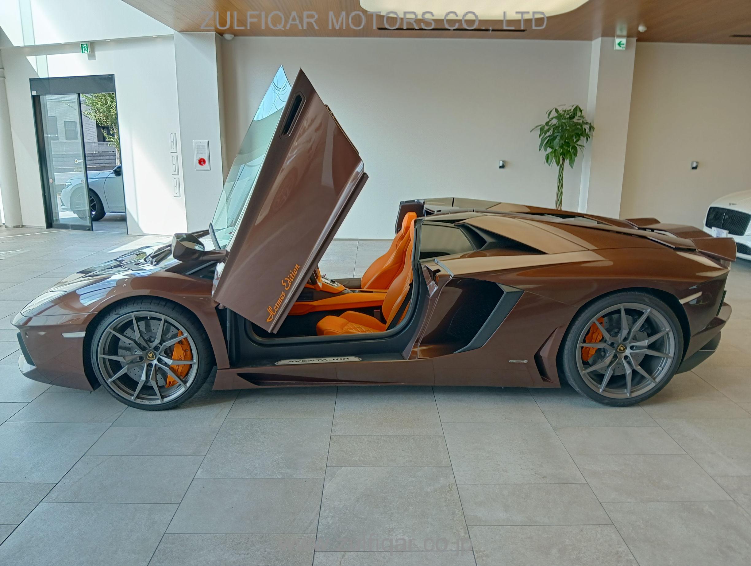 LAMBORGHINI AVENTADOR 2022 Image 45