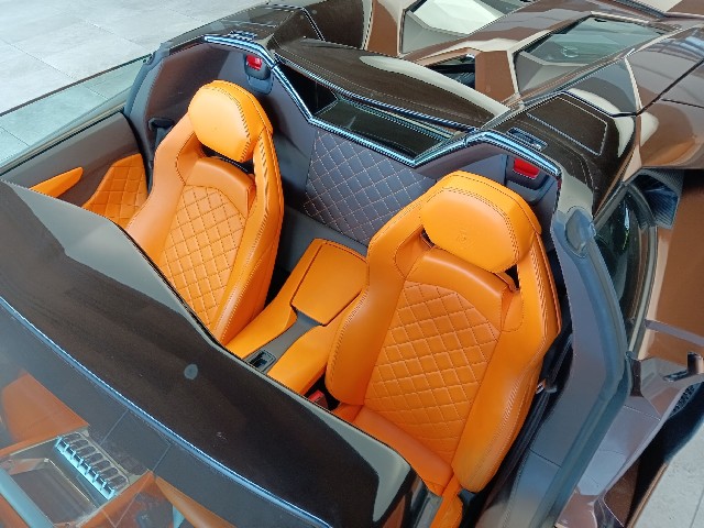 LAMBORGHINI AVENTADOR 2022 Image 56