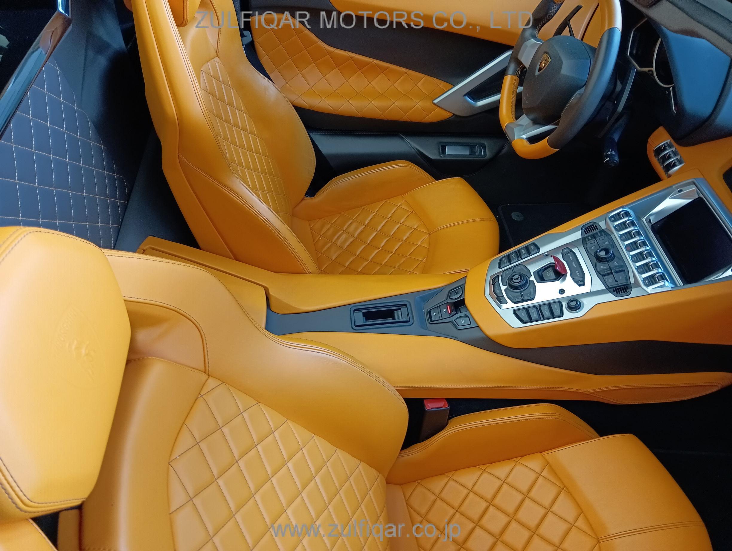 LAMBORGHINI AVENTADOR 2022 Image 60