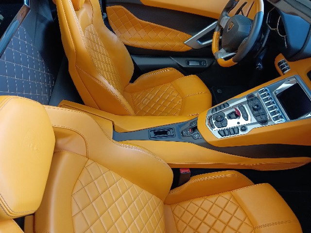 LAMBORGHINI AVENTADOR 2022 Image 60