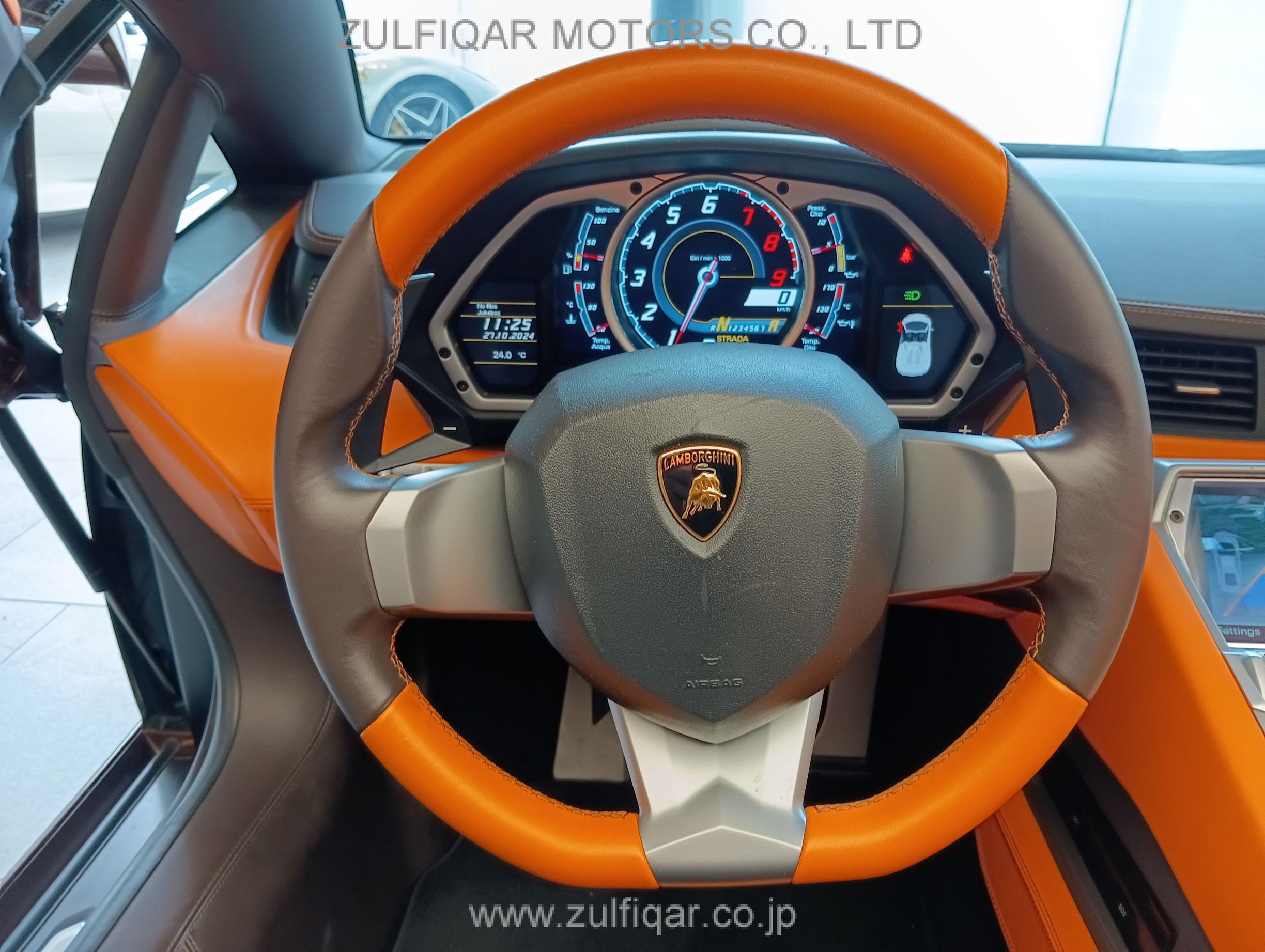 LAMBORGHINI AVENTADOR 2022 Image 79