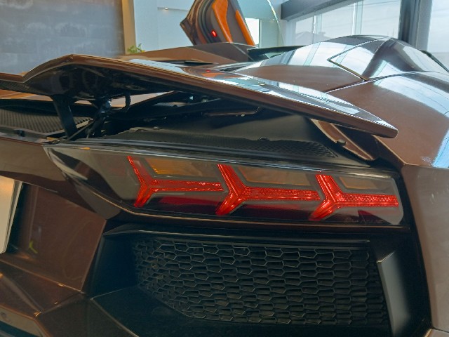 LAMBORGHINI AVENTADOR 2022 Image 97