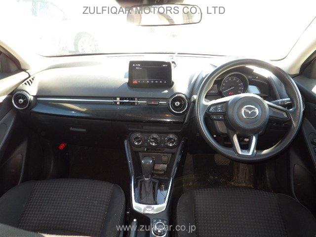 MAZDA DEMIO 2017 Image 11