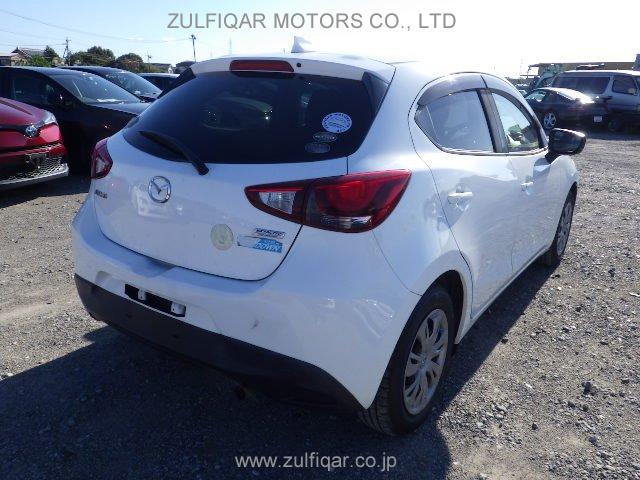 MAZDA DEMIO 2017 Image 9