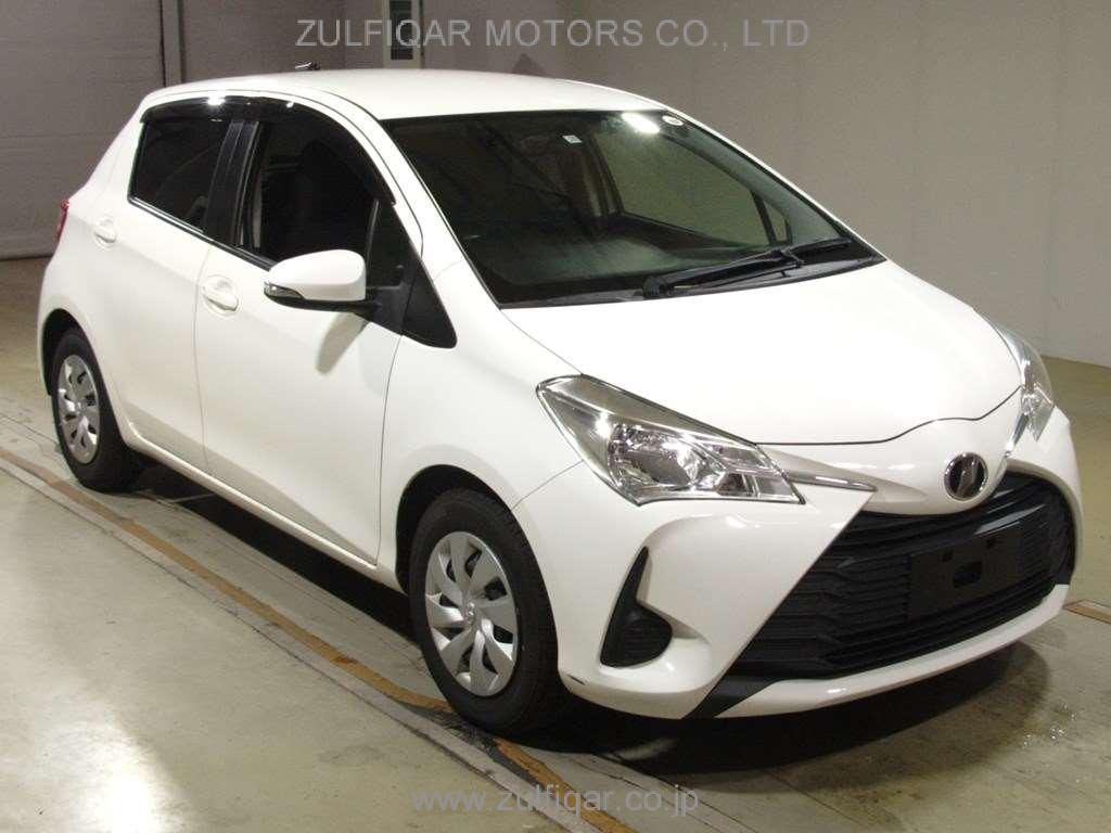 TOYOTA VITZ 2017 Image 3