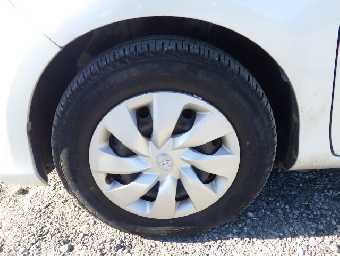 TOYOTA VITZ 2017 Image 22