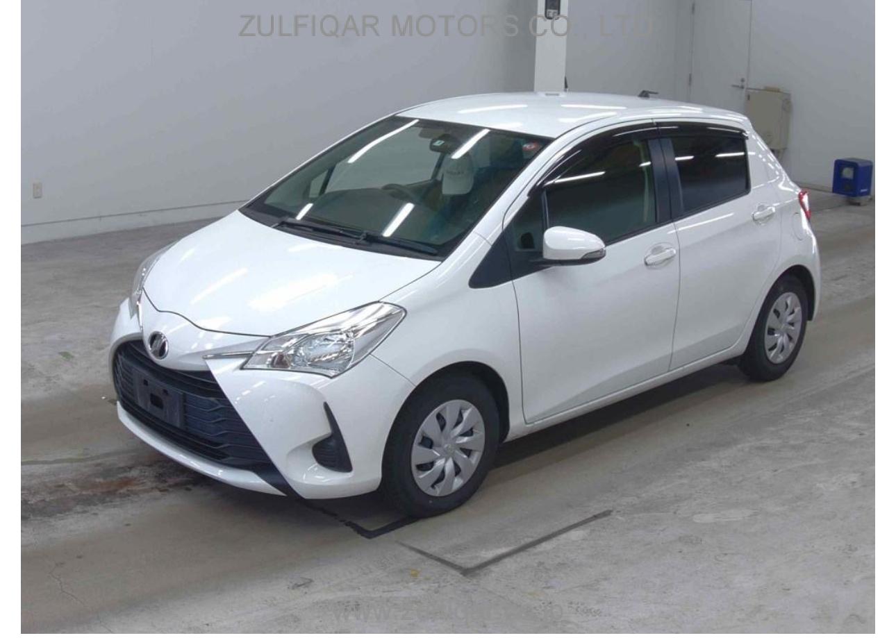 TOYOTA VITZ 2017 Image 1