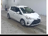 TOYOTA VITZ 2017 Image 5