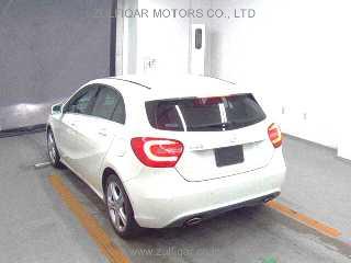 MERCEDES BENZ A CLASS 2013 Image 2