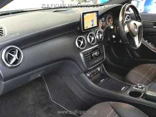 MERCEDES BENZ A CLASS 2013 Image 3