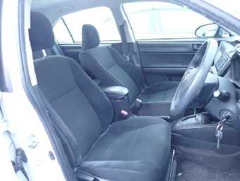TOYOTA COROLLA AXIO 2018 Image 5