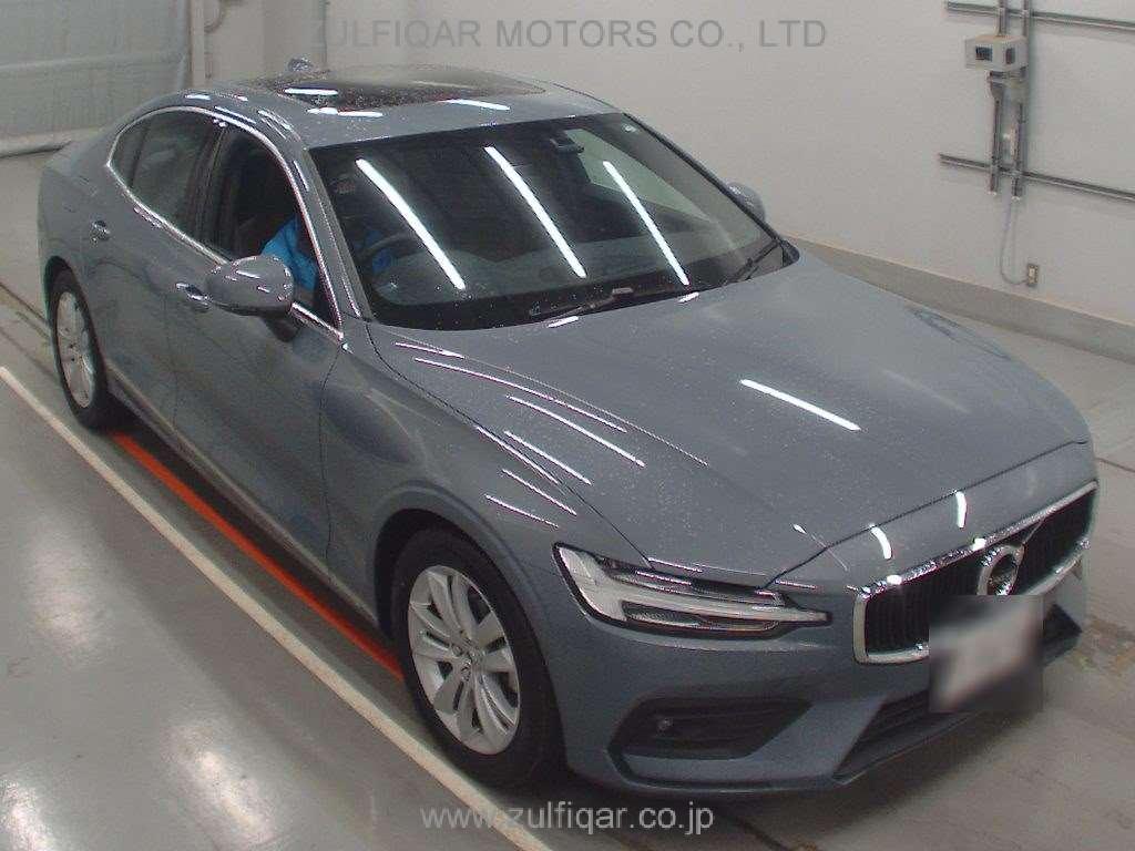 VOLVO S60 2022 Image 5