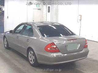 MERCEDES BENZ E CLASS 2006 Image 2