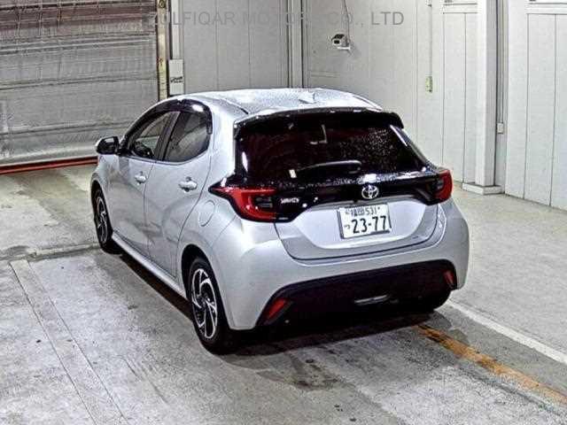 TOYOTA YARIS 2022 Image 2