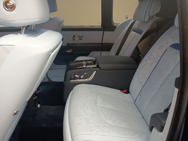 ROLLS ROYCE CULLINAN 2023 Image 34