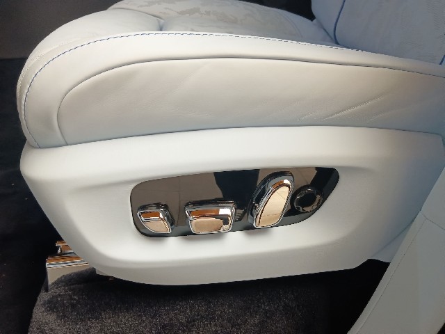 ROLLS ROYCE CULLINAN 2023 Image 56