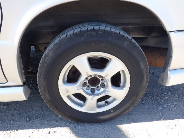 MAZDA BONGO FRIENDEE 2001 Image 37