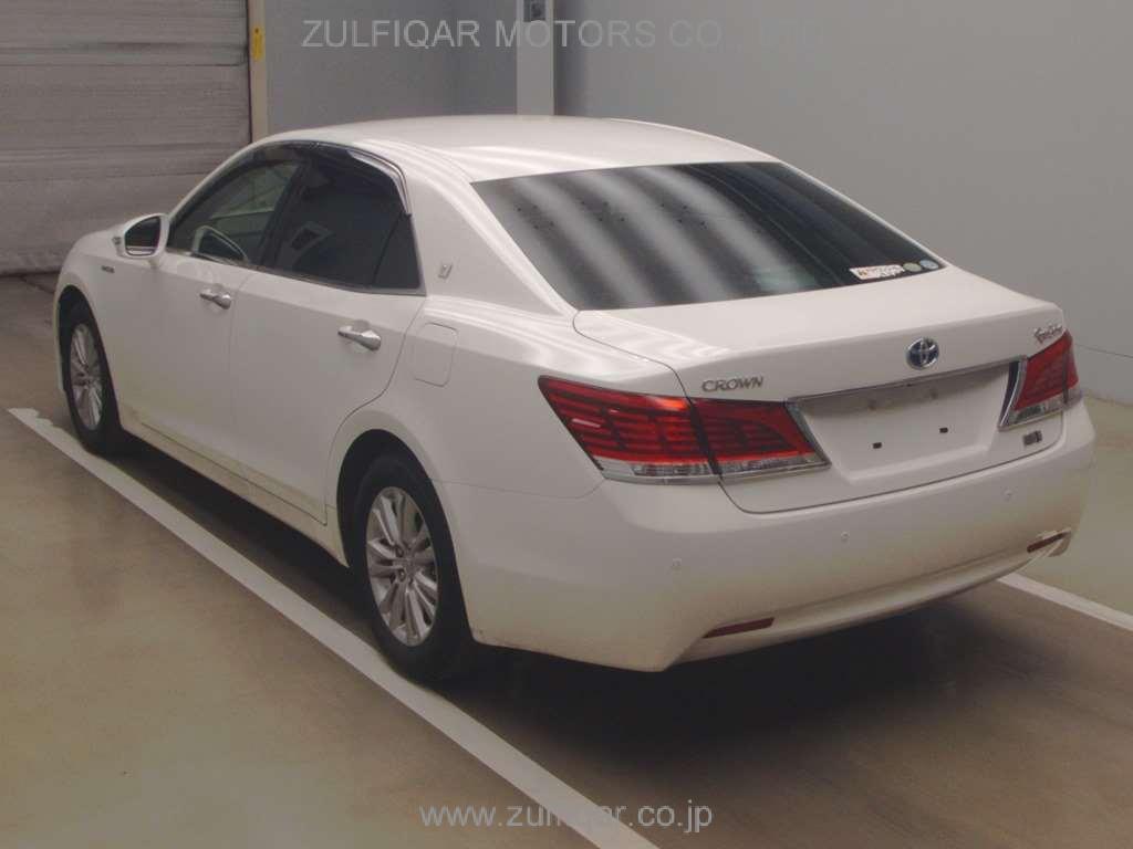 TOYOTA CROWN HYBRID 2014 Image 4