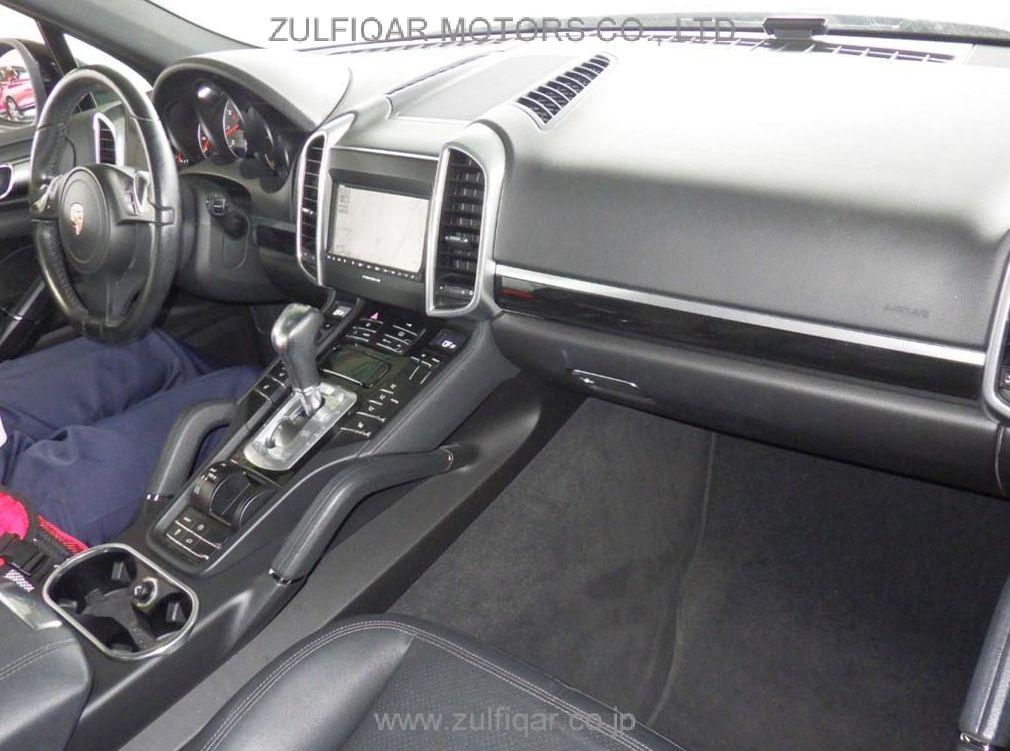 PORSCHE CAYENNE 2010 Image 5