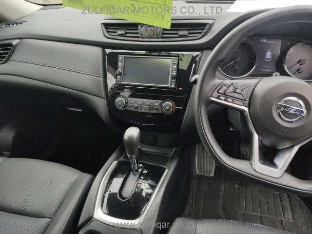 NISSAN X-TRAIL 2018 Image 6
