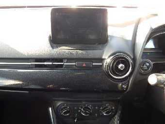 MAZDA DEMIO 2017 Image 7