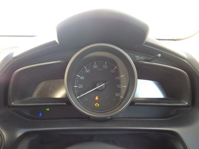 MAZDA DEMIO 2017 Image 23