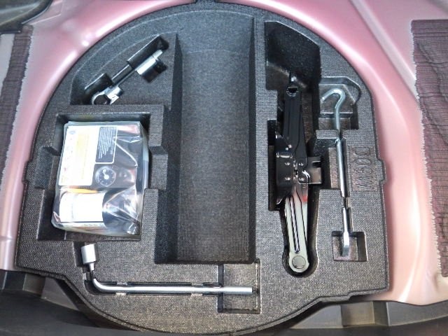 MAZDA DEMIO 2017 Image 28