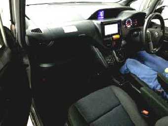 TOYOTA NOAH 2019 Image 3
