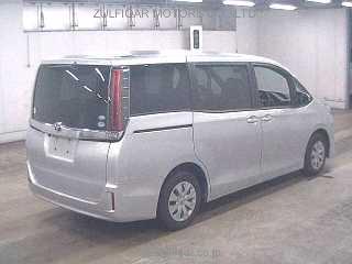 TOYOTA NOAH 2019 Image 5