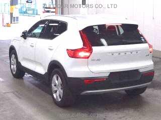 VOLVO XC40 2021 Image 2