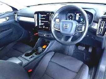 VOLVO XC40 2021 Image 3